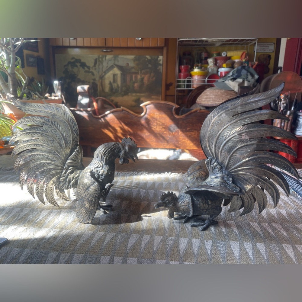 1960s Italian fighting pair of chickens, heavy-free shipping